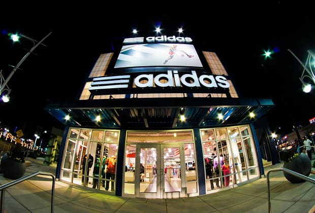 Reclama Adidas care a revoltat Grecia