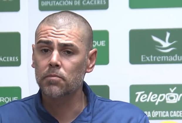 Fiasco total! Victor Valdés a rezistat doar o lună pe banca unei echipe din Liga 4
