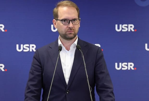 Dominic Fritz îi cere lui George Simion să respecte rezultatul alegerilor și legitimitatea preşedintelui ales. „Fiţi patrioţi!”