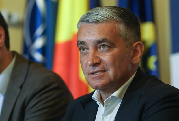 În prima noapte de arest, primarul din Sinaia a ajuns la spital