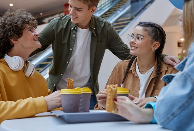 Abilităţi pe care europenii le dobândesc în adolescenţă şi americanii abia la maturitate