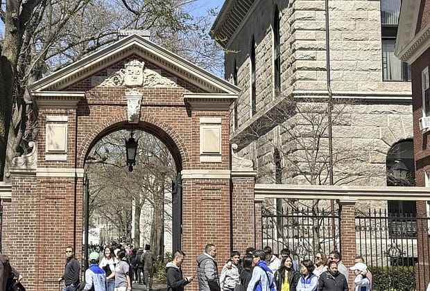 Mărturia unui student român la Harvard după decizia administrației Trump: „Toată lumea e șocată”