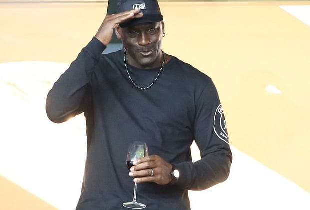 Triumful PSG în Champions League îl umple de bani pe Michael Jordan!