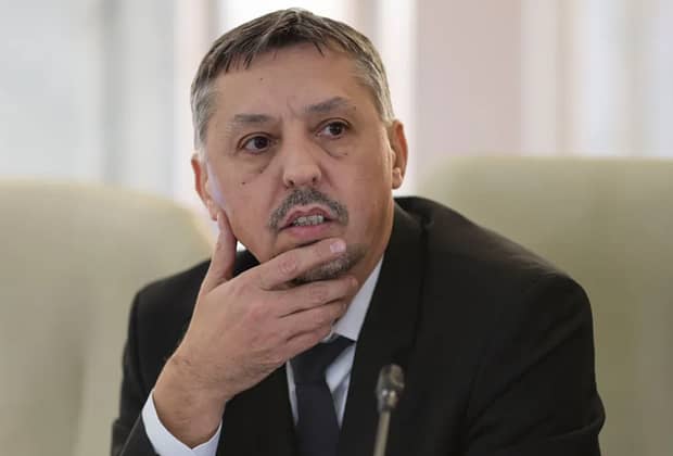 Ministrul educației spune că va veni cu propuneri pentru ca școala să implice mai mult părinții în procesul educațional