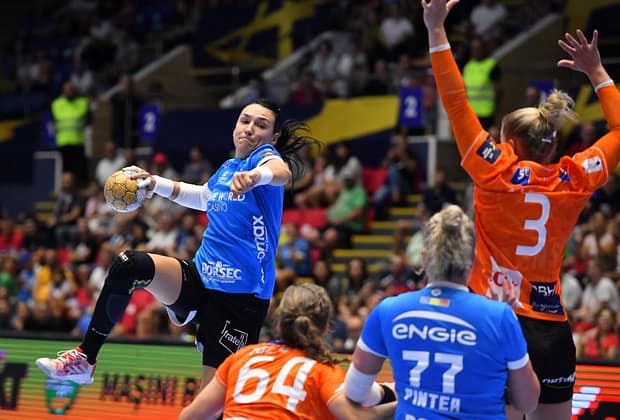 Cristina Neagu se retrage astăzi din handbal: cariera fabuloasă, prezentată în cifre de GSP