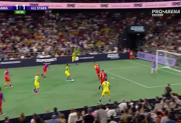 Meciul lui Ronaldinho la Sports Festival e ACUM pe VOYO & Pro Arena | Repriza secundă, la fel de ”agitată” ca prima parte