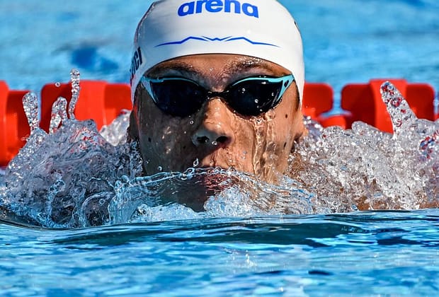 David Popovici se pregăteşte de prima competiţie oficială din 2025