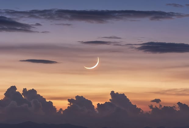 Lună Nouă pe 25 iunie. Patru zodii o pot lua de la capăt din nou