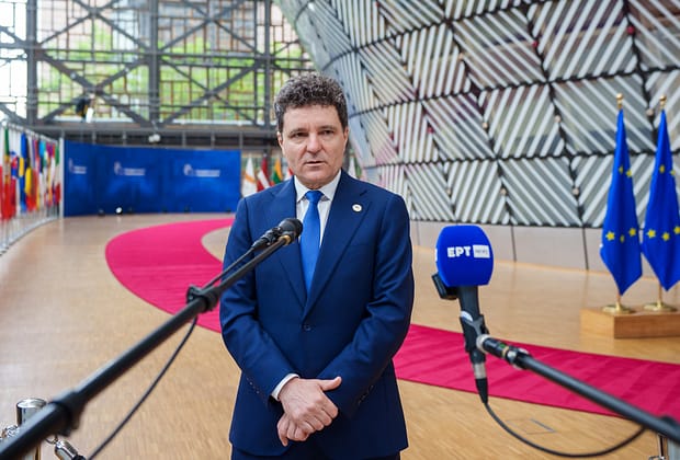 VIDEO Nicușor Dan, declarații în mijloc de noapte la Bruxelles despre măsurile de austeritate: „Unii vor fi mai afectați decât alții pe termen scurt/ Crescând în funcție, eu am pierdut la salariu”