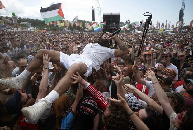 Scandări anti-Israel la Glastonbury: „Moarte pentru IDF” / Replica neașteptată a unui ministru britanic