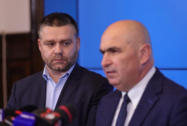 PNL copiază rețeta PSD privind secretizarea contractelor cu presa. Unde este reforma profundă promisă de Bolojan și Ciucu?