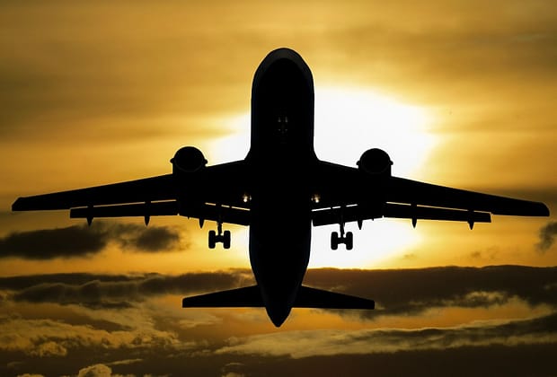 Anunț important al unei companii aeriene: Zborurile de pe Aeroportul Băneasa, mutate temporar pe Otopeni