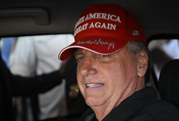Trump vrea să impună o suprataxă de 50% pe importurile din Brazilia, în sprijinul fostului președinte Bolsonaro
