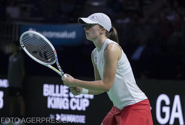 Iga Swiatek a câştigat turneul de la Wimbledon