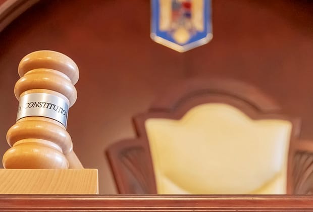 CCR dezbate pe 22 iulie sesizarea depusă de AUR în legătură cu Legea „austerității”. Partidul susține susține că este „o lege toxică”