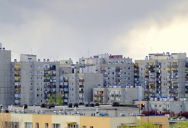 De ce s-au scumpit atât de mult apartamentele în România. „Avem foarte mulți români cu venituri mari”