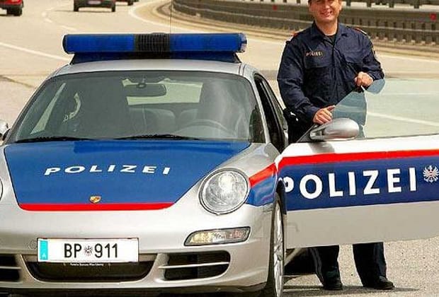 Băiat de 10 ani, uitat de părinți într-o benzinărie din Austria. Și-au dat seama că lipsește după jumătate de oră