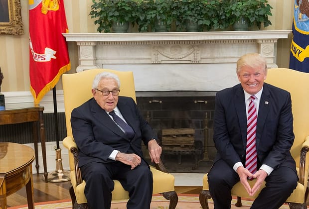 Care sunt principiile după care se ghidează Trump în războiul cu Ucraina. Cine a fost mentorul care l-a influențat în politica externă