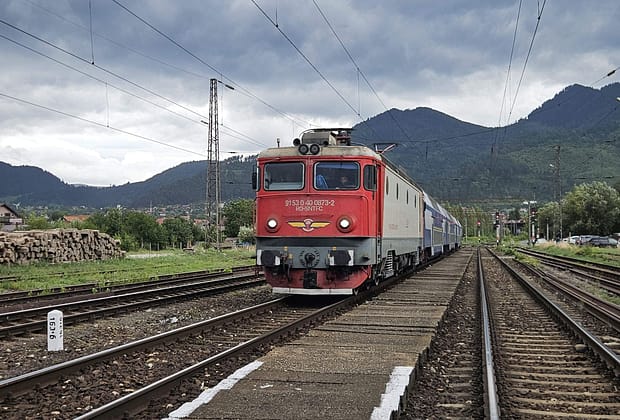 CFR Călători spune că trenurile vor continua să circule și după 1 septembrie. Care este soluția pentru plata datoriilor către CFR SA