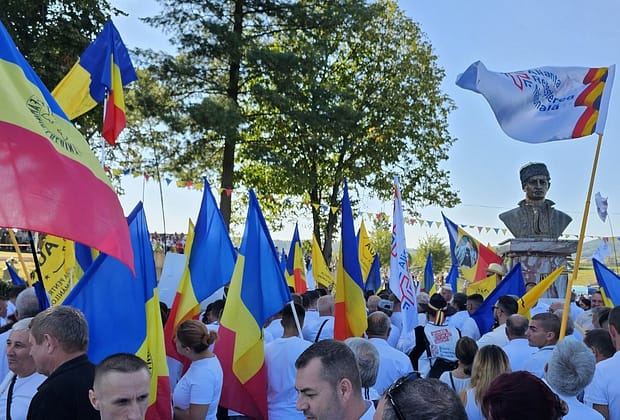 Serbările de la Țebea, în memoria lui Avram Iancu. Locul pe care politicienii îl caută o dată pe an, uitat în restul timpului