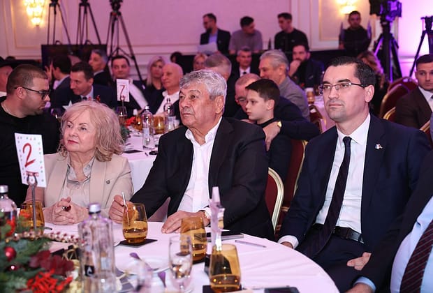 Azi, la GSP Live: ședință decisivă Lucescu