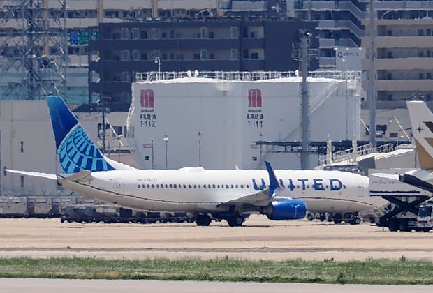 Un avion Boeing 737 a aterizat de urgență în Japonia după ce la bord a fost semnalat un incendiu