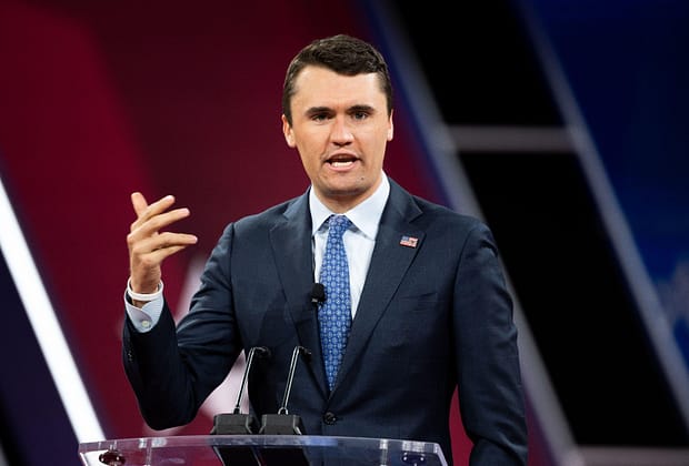 A fost găsită arma care ar fi fost folosită la uciderea lui Charlie Kirk. Ce scria pe muniție