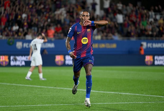 „Pedepsitul” Raphinha i-a dat replica lui Hansi Flick » Brazilianul a fost la înălțime în „setul alb” reușit de Barcelona cu Valencia