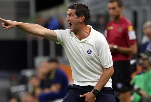 Liga Campionilor: Ajax Amsterdam -ar putea ruina viitorul lui Chivu