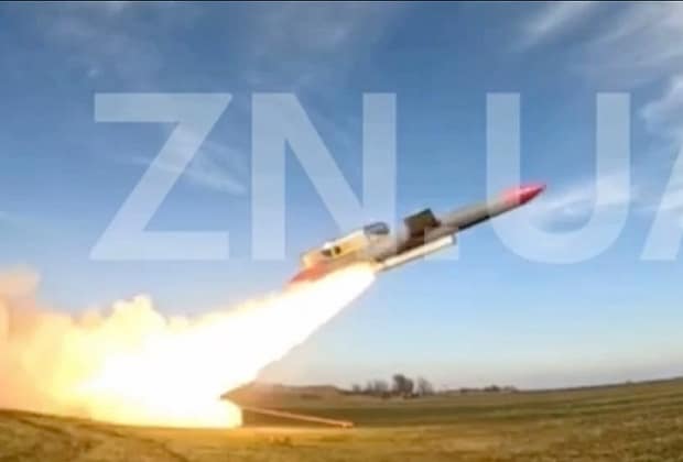 Ucraina începe să transfere producția de arme către o țară din NATO