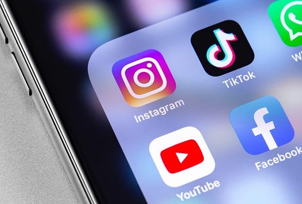 Șefa Comisiei Europene susține apelurile pentru o „vârstă a majoratului digital”. Țările care vor să fie restricționat accesul minorilor la social media