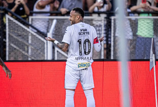Neymar nu va reveni pe teren mai devreme de luna noiembrie