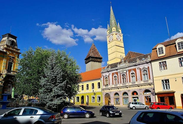 2025, cel mai slab an pentru turismul românesc. La Mediaş n-a fost mâncat nimeni