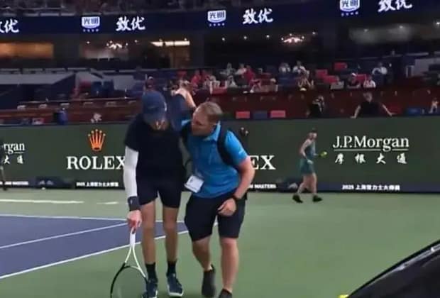 Jannik Sinner i-a îngrijorat pe toți, însă un apropiat a adus o veste uriașă: ce se știe despre starea tenismenului