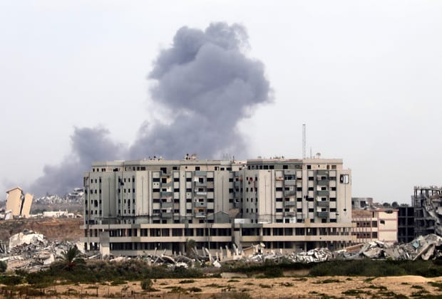 Armata israeliană anunță că a lansat un atac „ţintit” în centrul Fâşiei Gaza. Cine a fost vizat