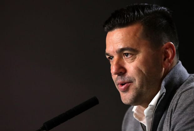 Contra vine cu un scenariu spectaculos pentru Cristi Chivu: „Ar semna imediat!”