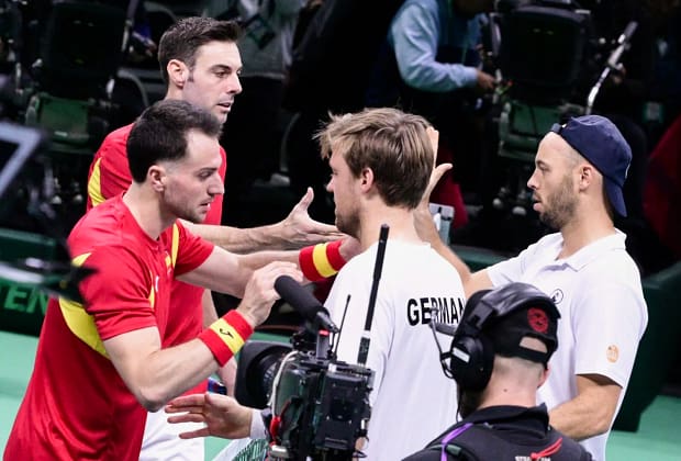 Spania câștigă semifinala de Cupa Davis cu Germania, scor 2-1, şi va juca finala, cu Italia