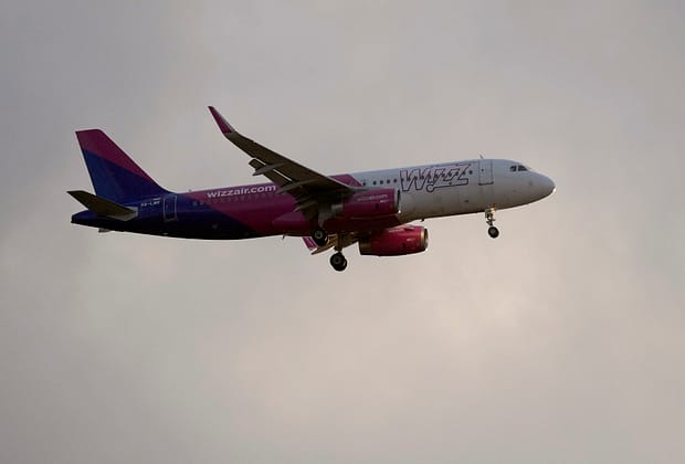 Airbus recheamă urgent peste 6.000 de avioane A320. Compania Wizz Air, printre cele afectate / Ce probleme au fost identificate
