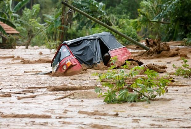 Sri Lanka declară stare de urgență după ce inundațiile au ucis peste 150 de oameni