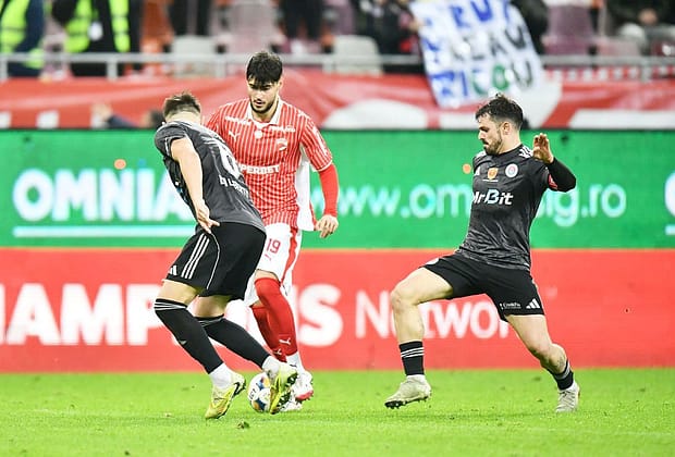 Debutant la Dinamo, Mazilu a recunoscut: „Nu mă așteptam să intru. Puțin cam repede”