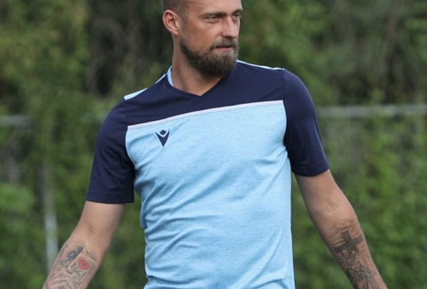 Șpriț de pomină cu Gabi Tamaș. Fostul internaționl și-a lansat propriul vin, iar denumirea brandului i-a făcut pe toți să râdă: „Genial”