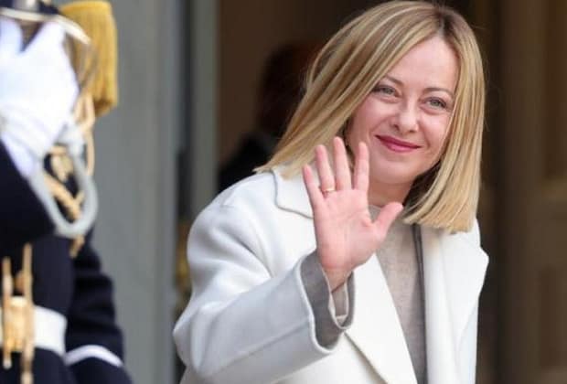 Meloni vinde la licitație cadourile primite de la lideri străini, în valoare de 800.000 de euro. Ce i-a dat Marcel Ciolacu