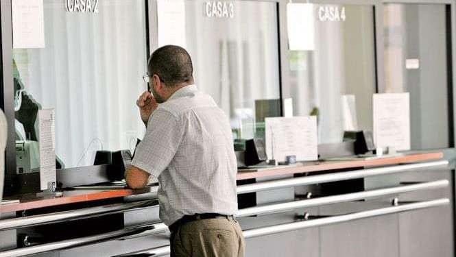 Cel mai răspândit mit în România este că ai toate actele la tine când mergi la ghișeu