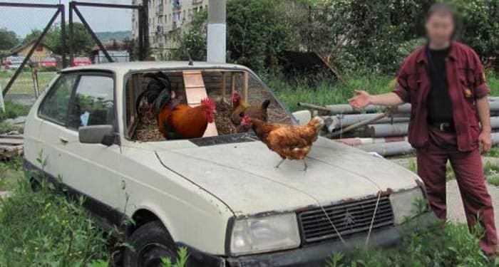 Român verificat de ANAF. De unde are bani să repare Oltcitul zilnic de 30 de ani