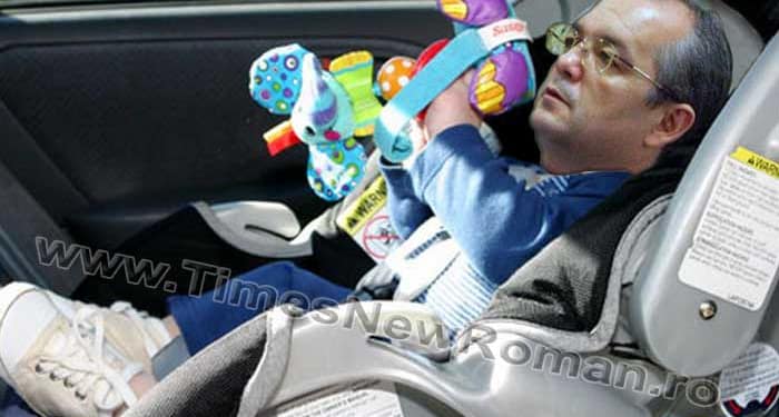 Emil Boc sechestrat într-o grădiniță după ce a fost confundat cu un copil și pus să facă bastonașe