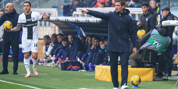 Cristian Chivu debutează ACUM ca antrenor în Serie A, în Parma -0. Bonny transformă cu precizie o lovitură de la 11 metri