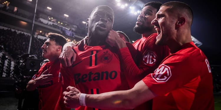 Debutează la FCSB! Cum arată campioana României în meciul cu Gloria Buzău! Doar trei jucători au fost titulari cu PAOK
