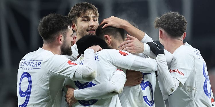 Dinamo -1, ACUM pe Sport.ro! Bogdan Țîru deschide scorul!
