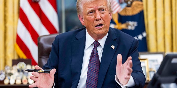 Trump afirmă că Ucraina va fi implicată în negocierile de pace cu Rusia. „Cred că Putin mi-ar spune dacă nu ar vrea pacea”