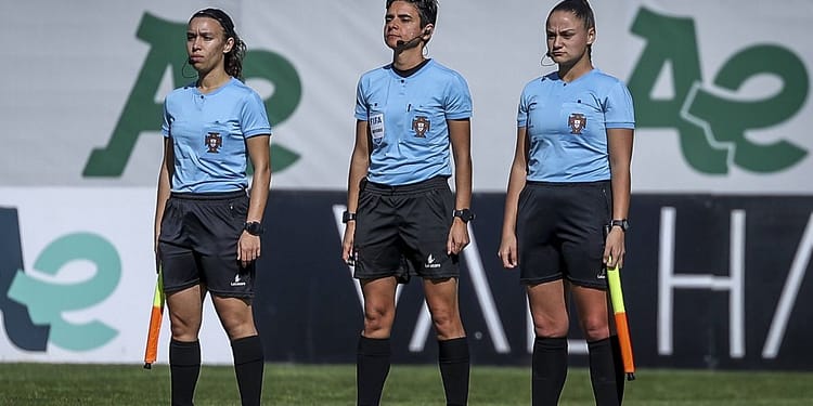 Pentru prima dată în istorie, o femeie va arbitra în prima ligă masculină portugheză